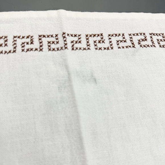 Vintage Ivory Hand Crafted Cotton Embroidered Floral Greek Shabby 34” X 38” - Picture 6 of 7